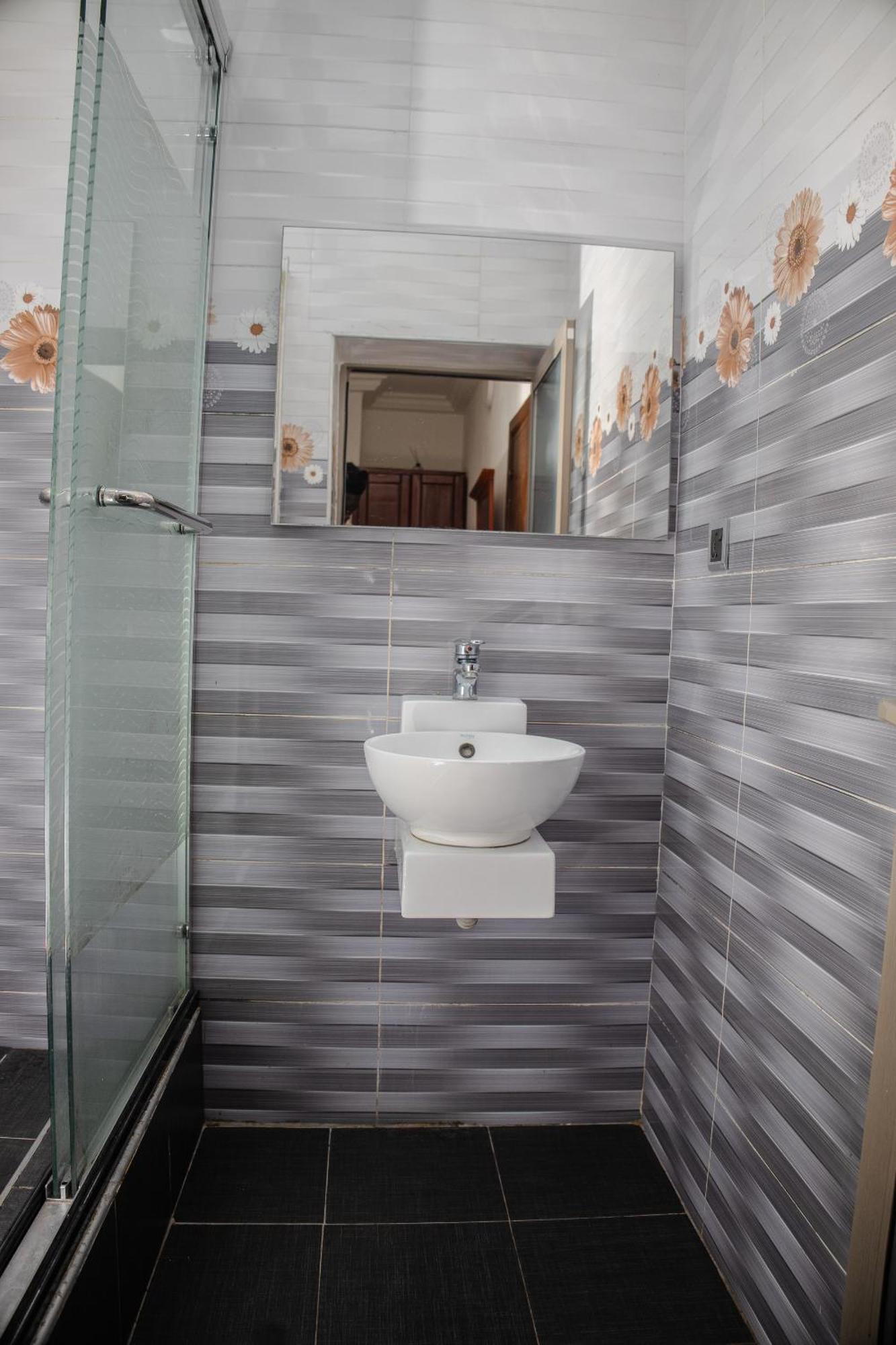Stadium Hotel Kumasi Ngoại thất bức ảnh