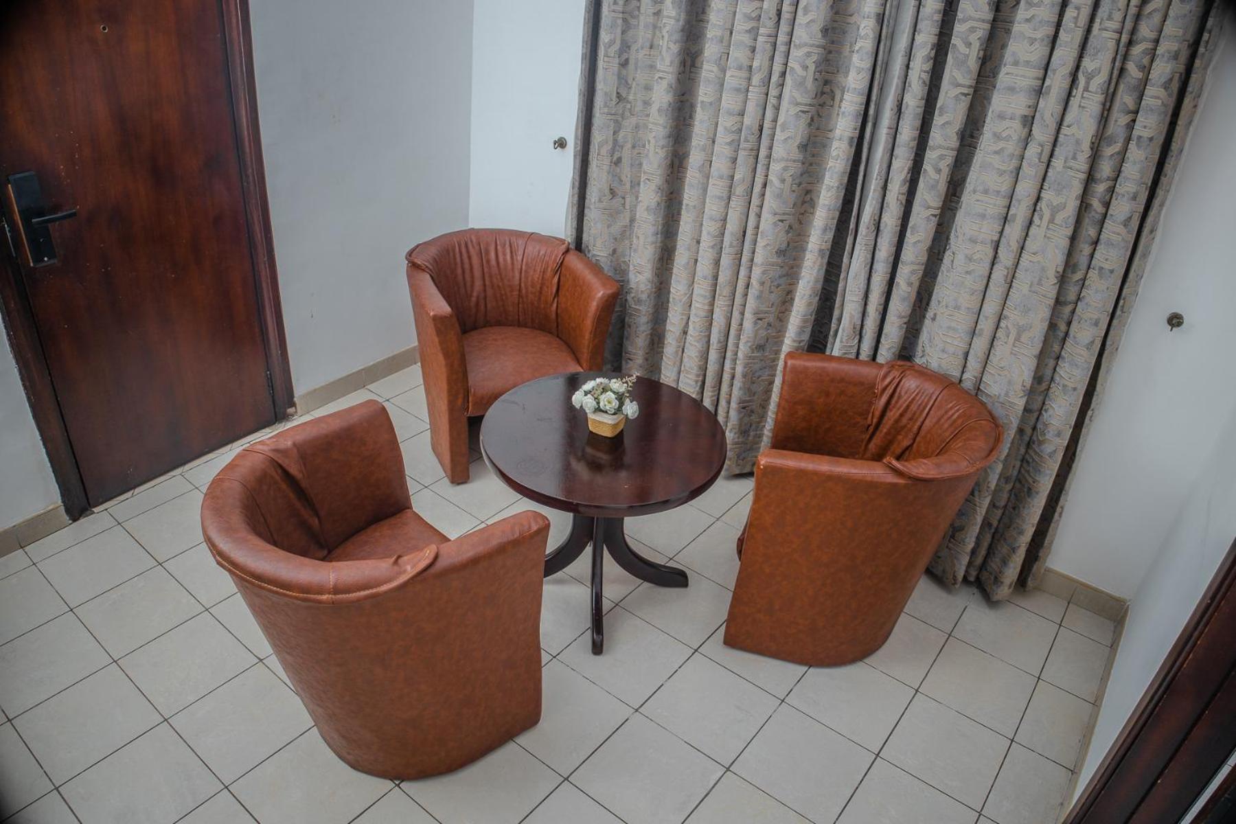 Stadium Hotel Kumasi Ngoại thất bức ảnh